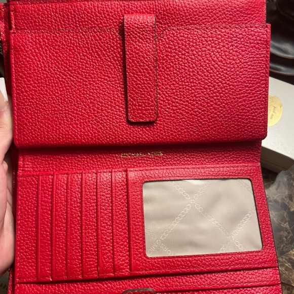 MICHAEL KORS Adele Leather Smartphone Wallet | color: lacquer red BRAND NEW - Picture 6 of 9